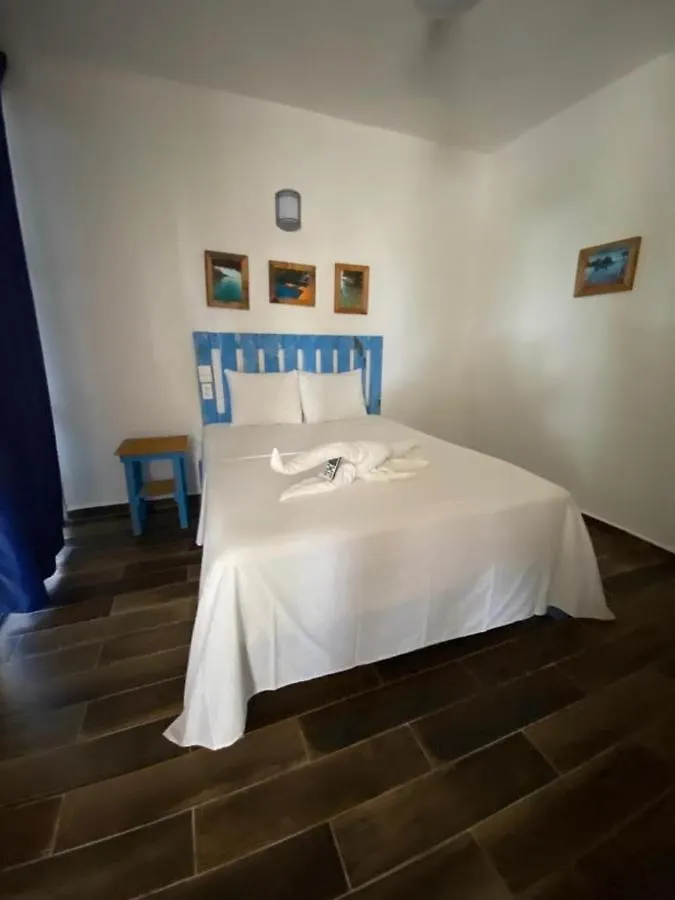 ****  Bacalar B7 Blue Hotel Mexico