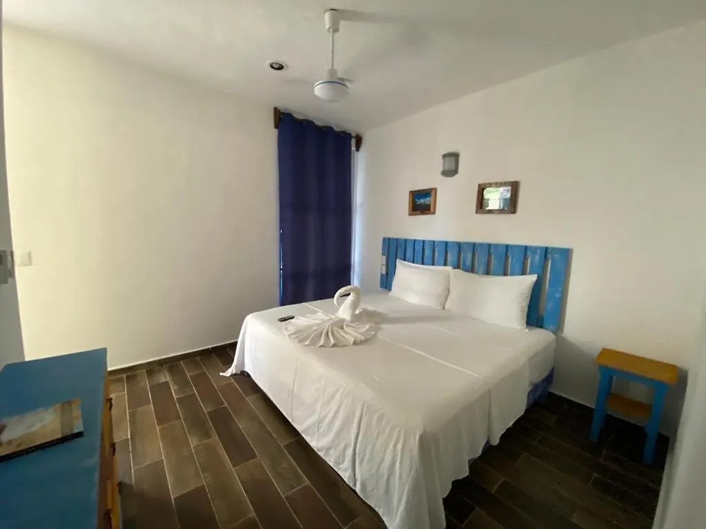 Bacalar B7 Blue Hotel 4*,  Mexico